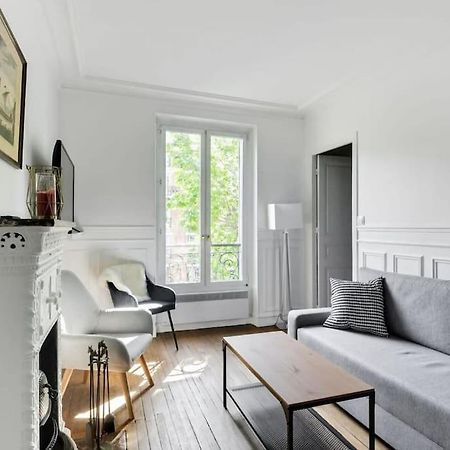 Charmant Appartement Entier A Montmartre Pour 4 París Exterior foto
